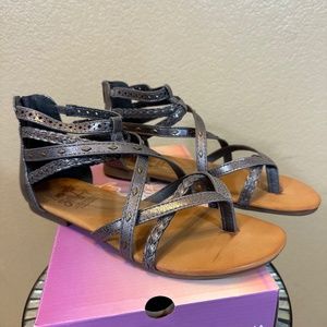 Jellypop Provence Gladiator Sandals - Size 9M Pewter Metallic